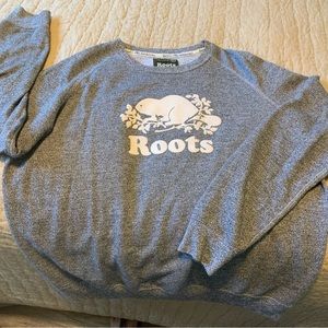 ROOTS XL WOMANS CREWNECK